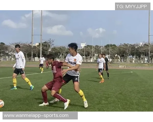 杜克三少重返母校观赛助力球队迎来精彩大胜